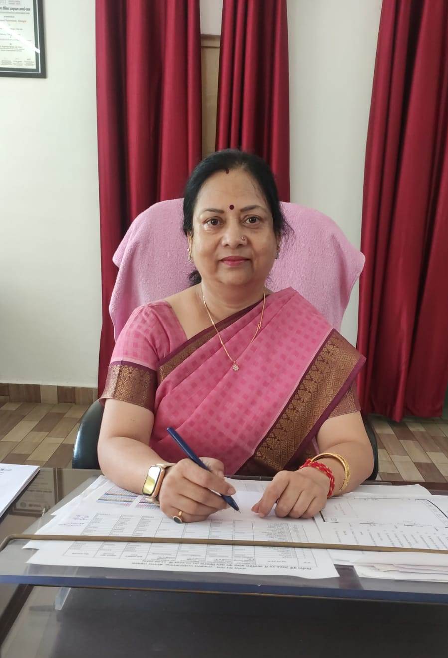 Smt. Sarita Katiyar