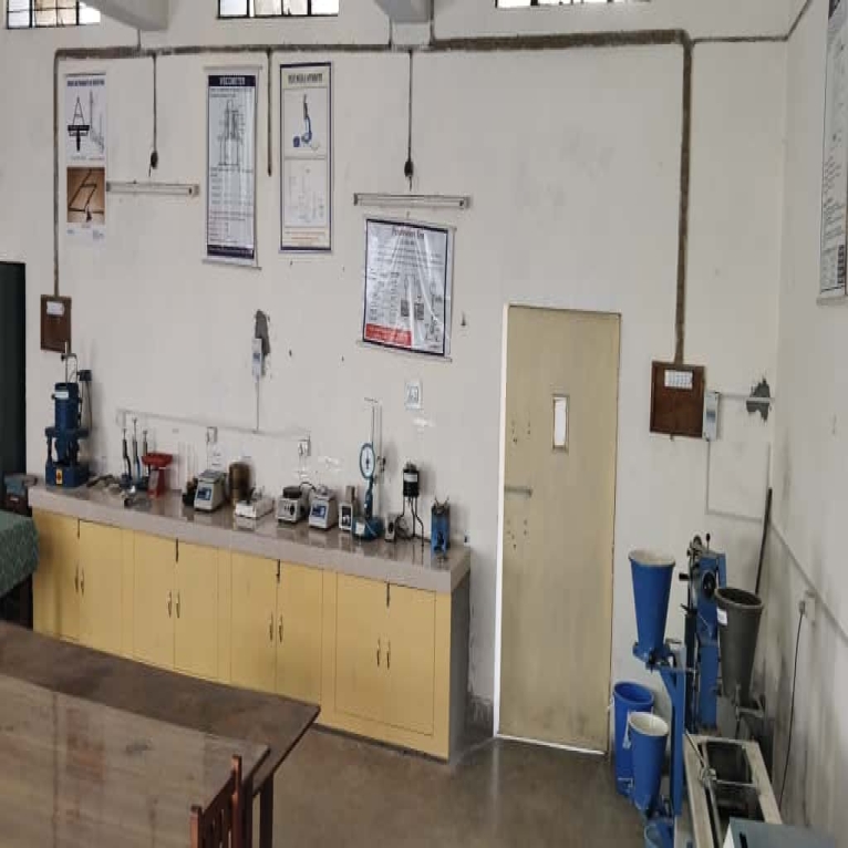 CONSTRUCTION MATERIAL LAB