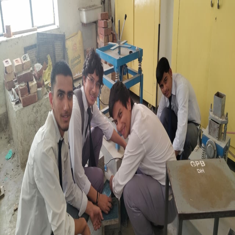 CONSTRUCTION MATERIAL LAB